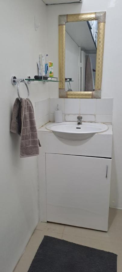 Abm Court Apartments 楠迪 外观 照片
