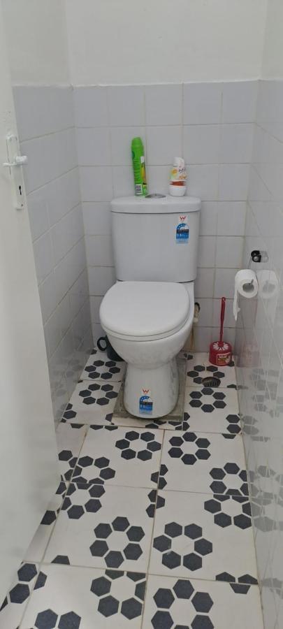 Abm Court Apartments 楠迪 外观 照片