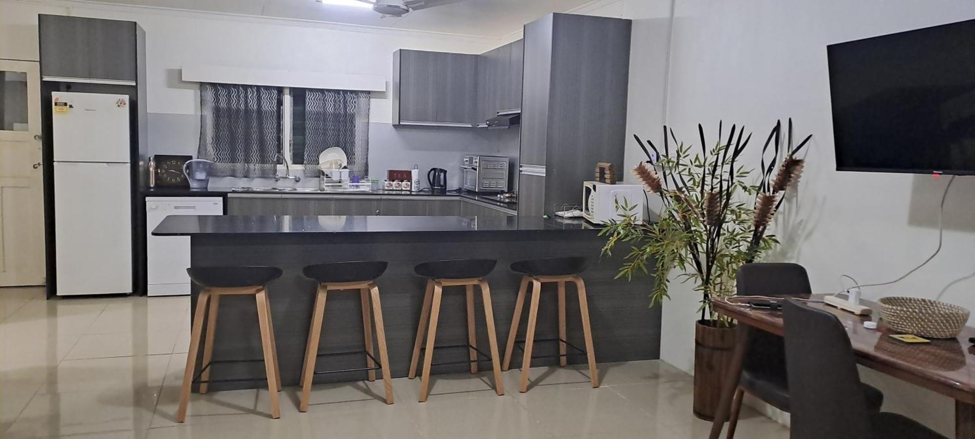 Abm Court Apartments 楠迪 外观 照片
